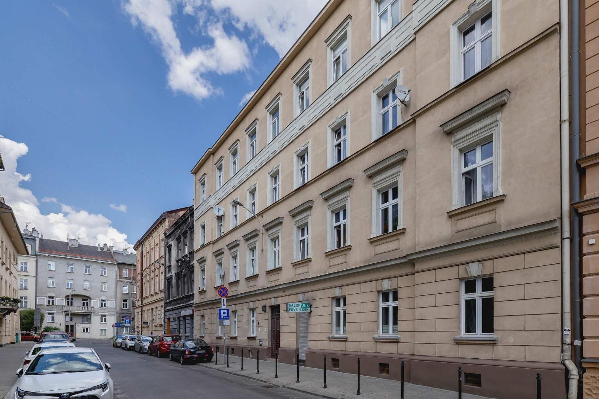 Asnyka Wyjatkowy W Centrum Krakowa By Renters Apartment
