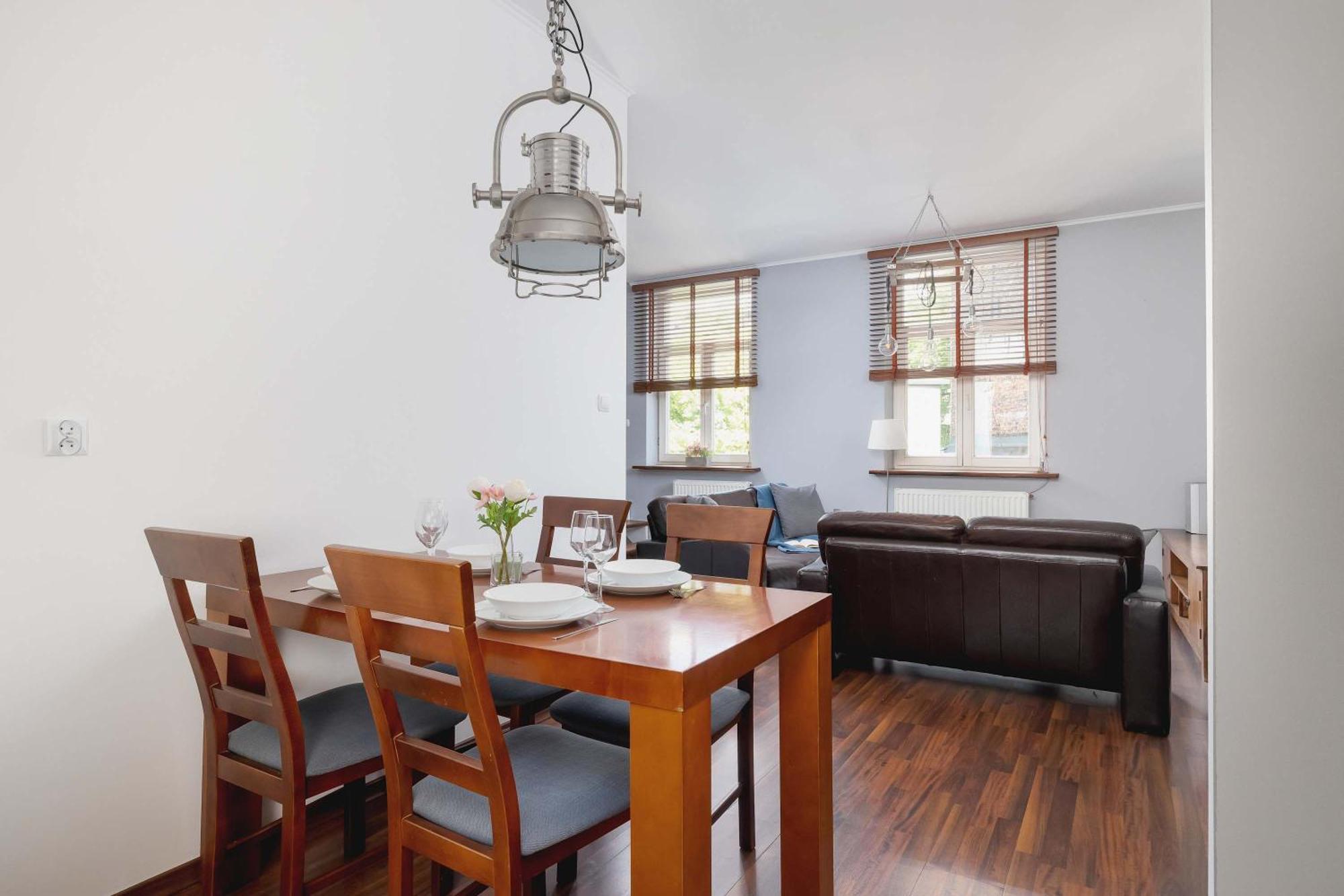 Apartment Asnyka Wyjatkowy W Centrum Krakowa By Renters Krakau